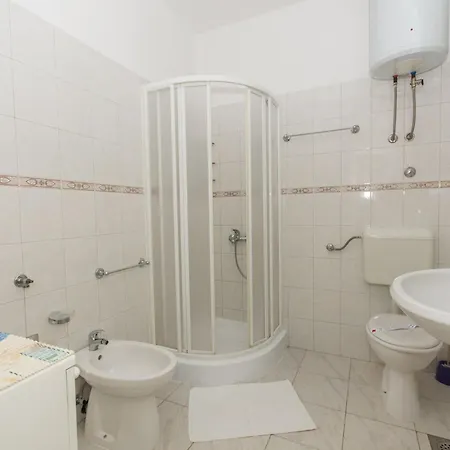 Masteli - One Bedroom With Balcony And Sea View Br 2 Lejlighed